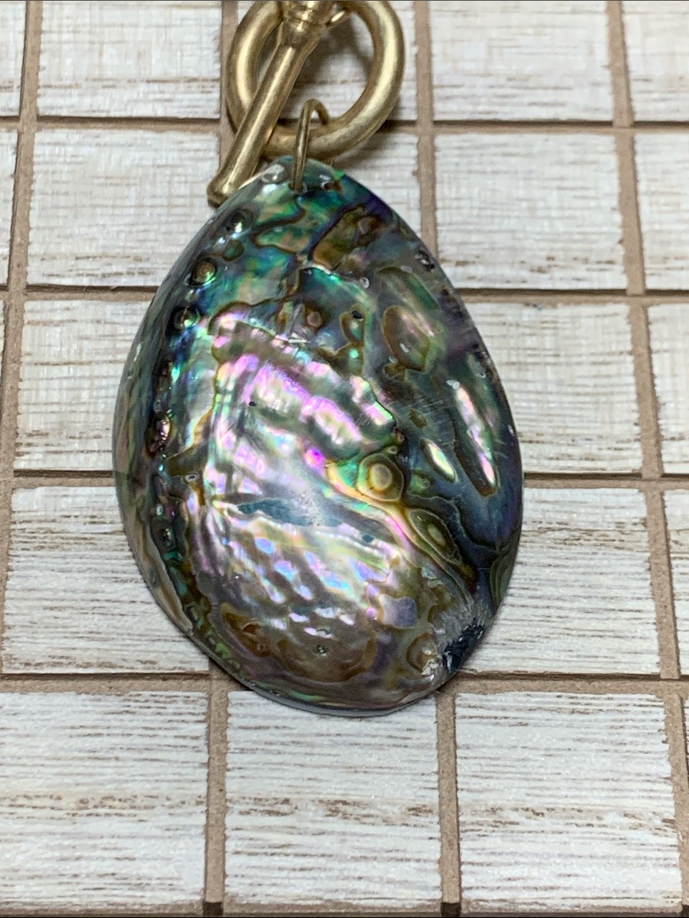 Southern Living Abalone and She’ll Necklace - Picture 3 of 9